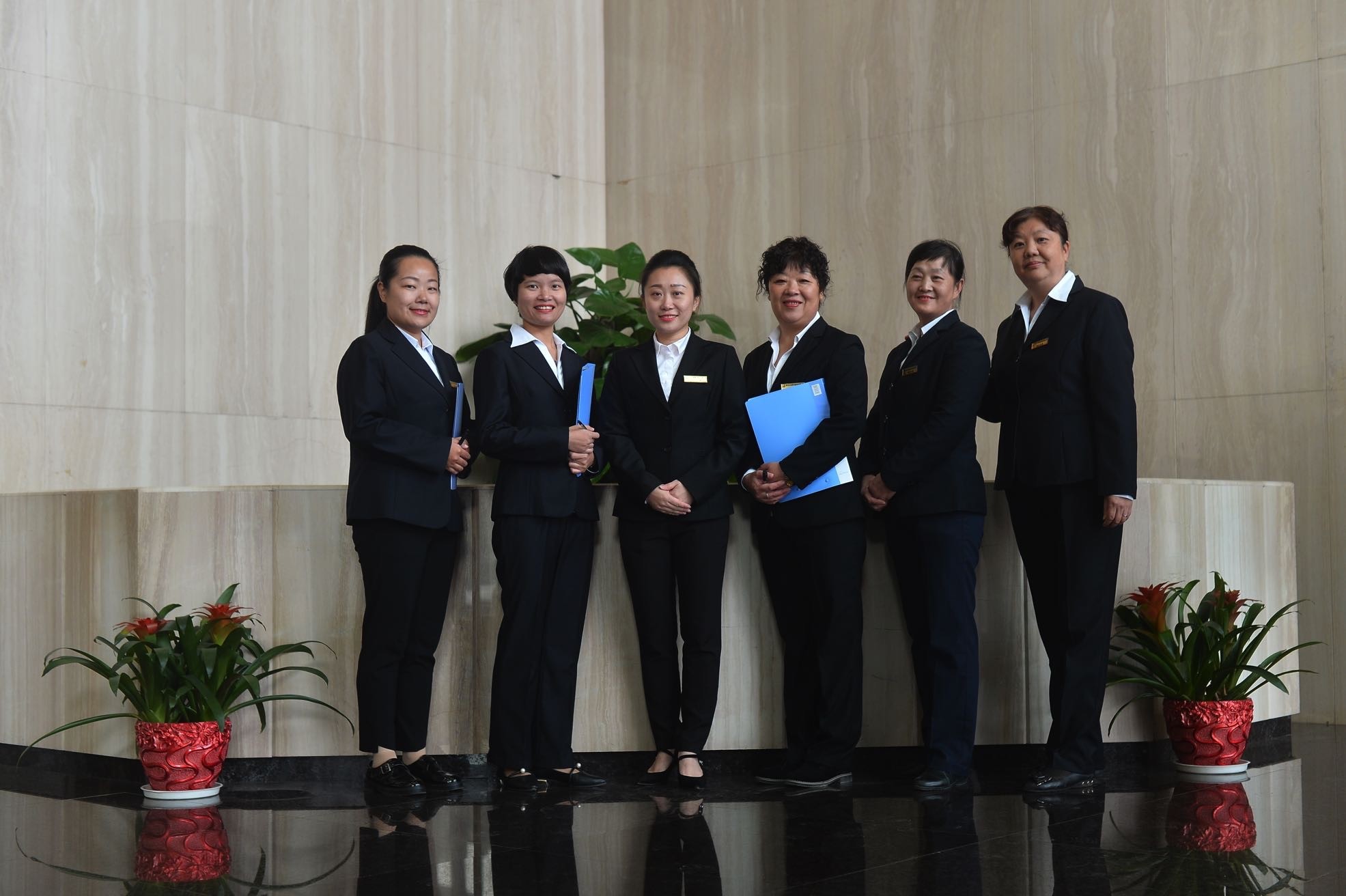 品質(zhì)監(jiān)管團(tuán)隊(duì)